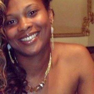 Meet your Posher, Yolanda